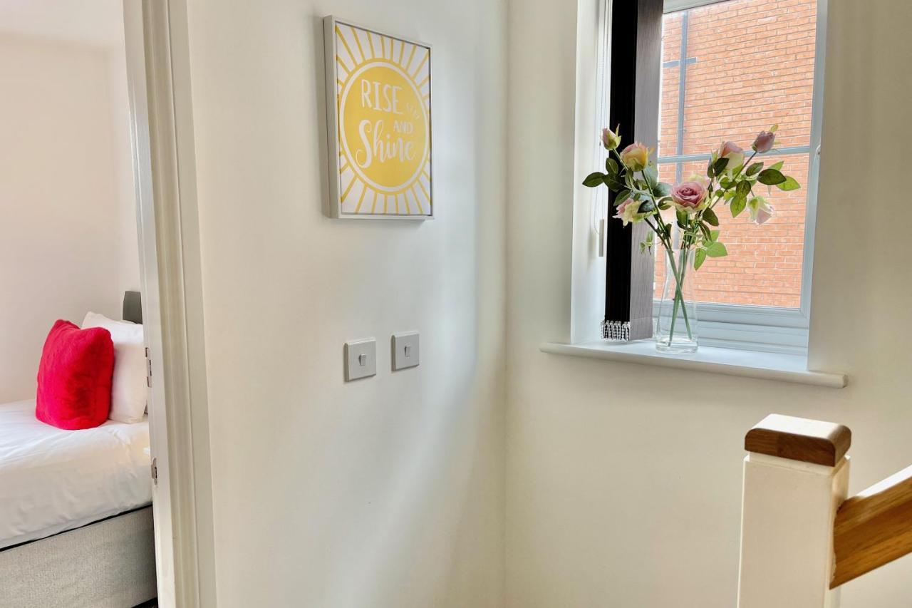 Canalview House - Fully Furnished Coventry City Centre Home Εξωτερικό φωτογραφία