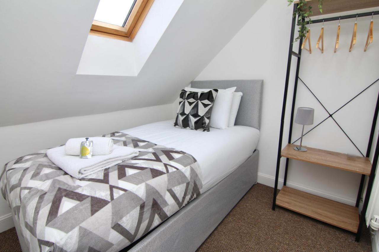 Canalview House - Fully Furnished Coventry City Centre Home Εξωτερικό φωτογραφία