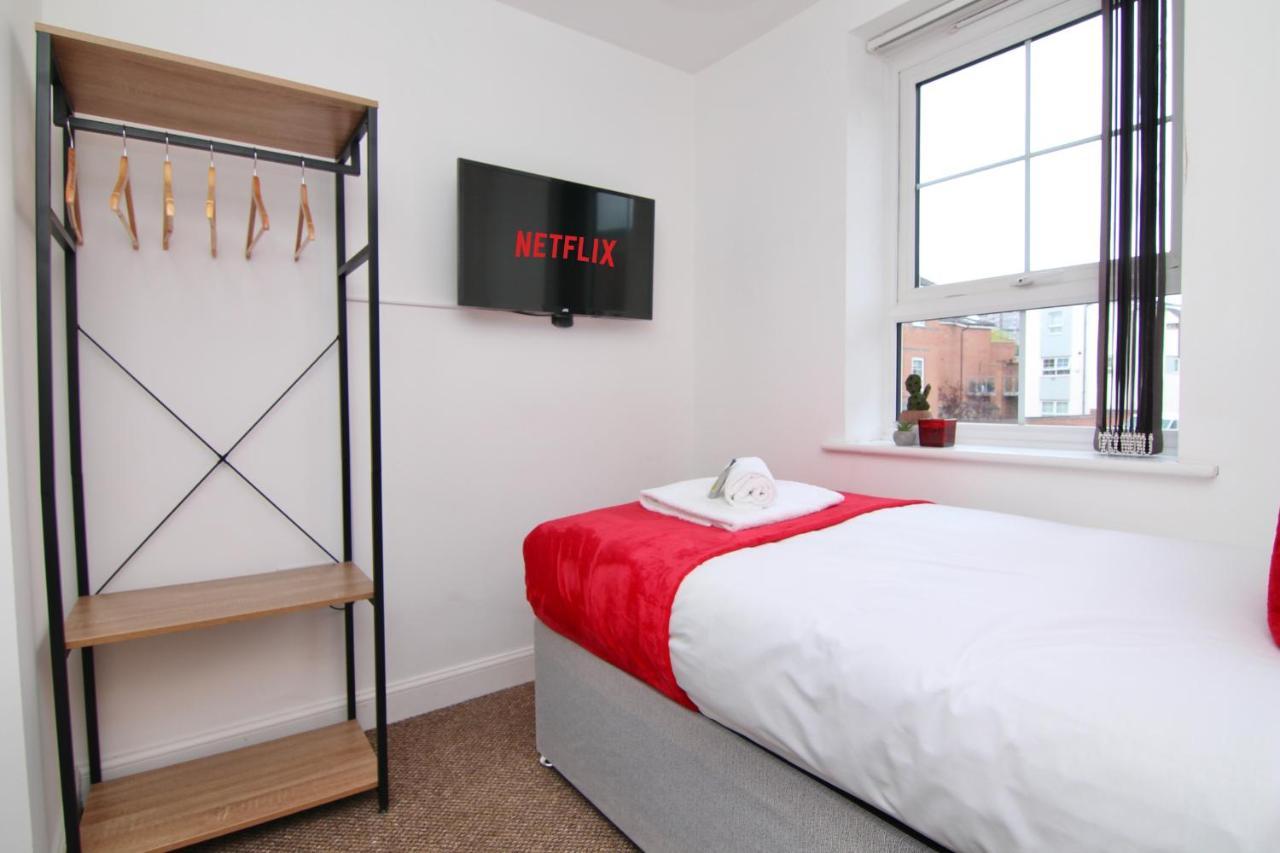 Canalview House - Fully Furnished Coventry City Centre Home Εξωτερικό φωτογραφία