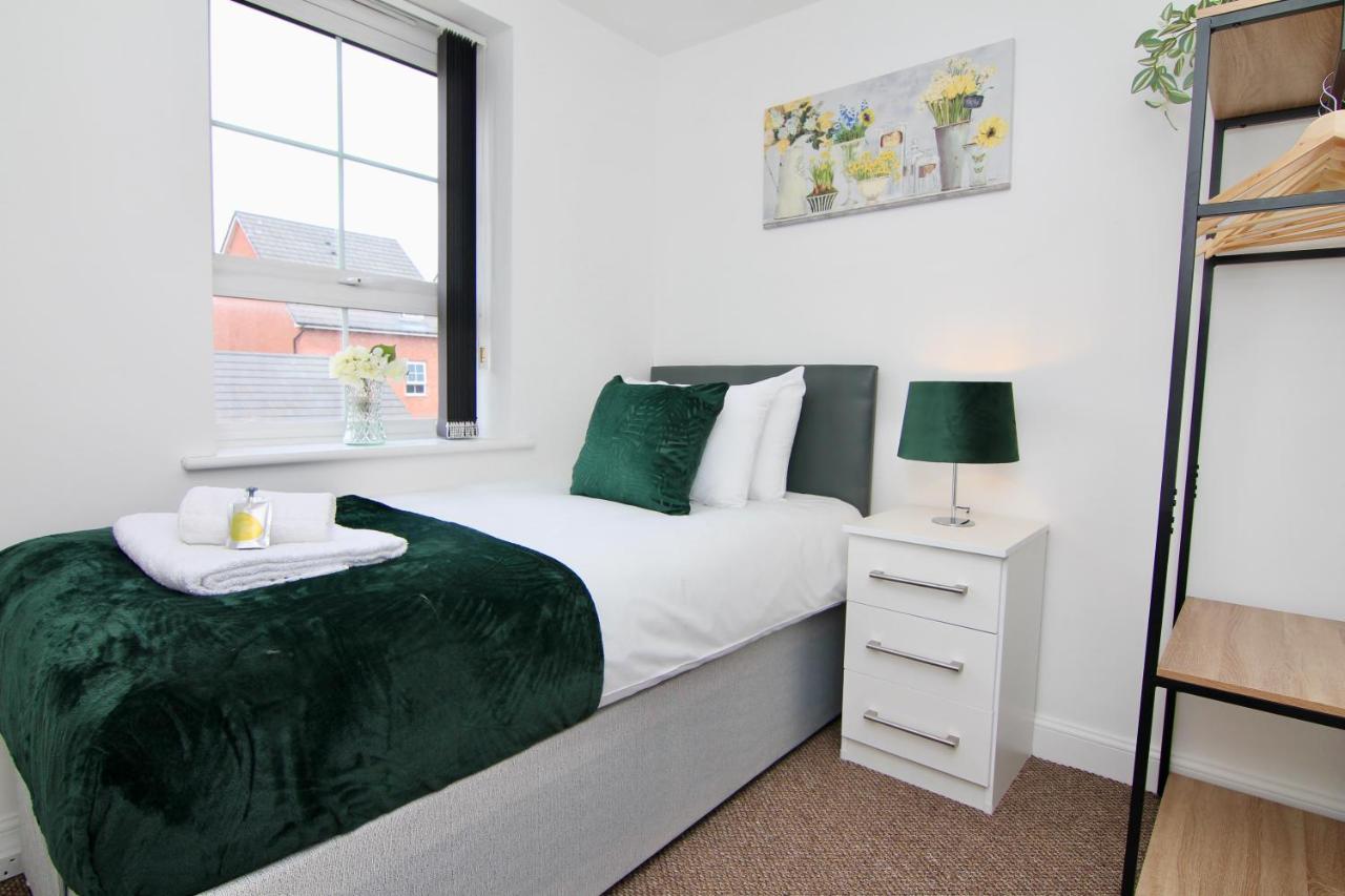 Canalview House - Fully Furnished Coventry City Centre Home Εξωτερικό φωτογραφία