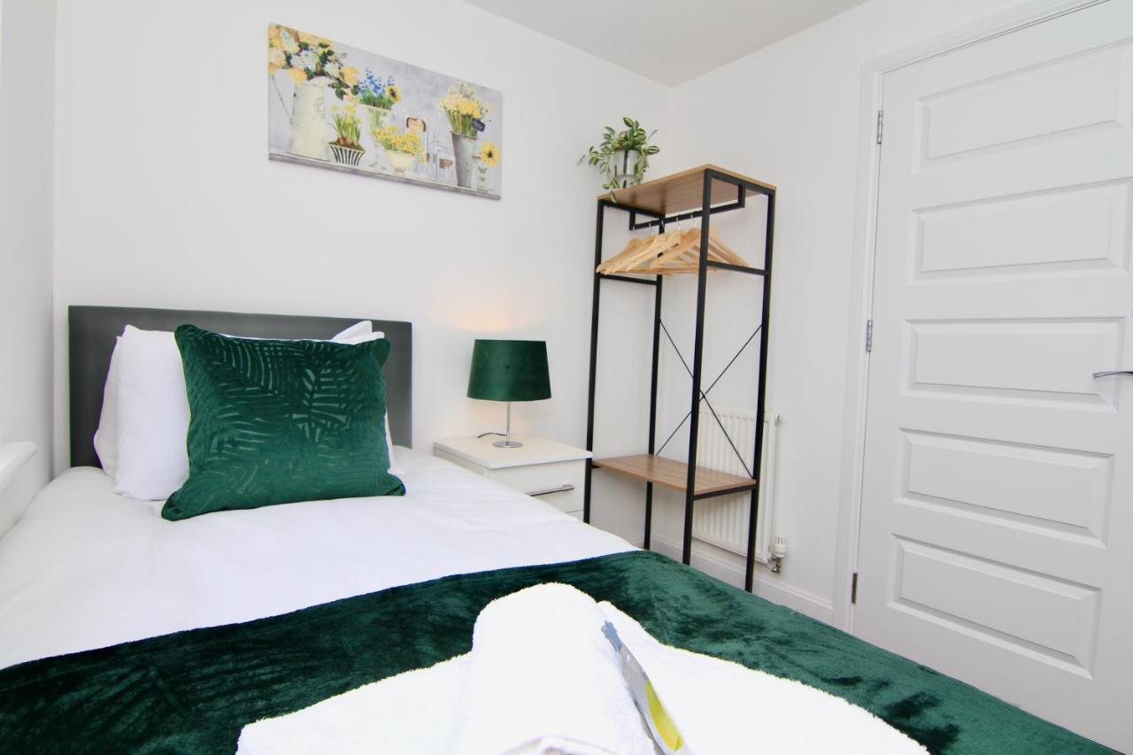 Canalview House - Fully Furnished Coventry City Centre Home Εξωτερικό φωτογραφία