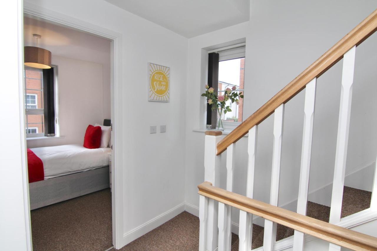 Canalview House - Fully Furnished Coventry City Centre Home Εξωτερικό φωτογραφία